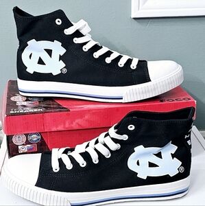 **NIB UNC TARHEELS HIGH TOP SNEAKERS MENS 10/ WOMENS 8**